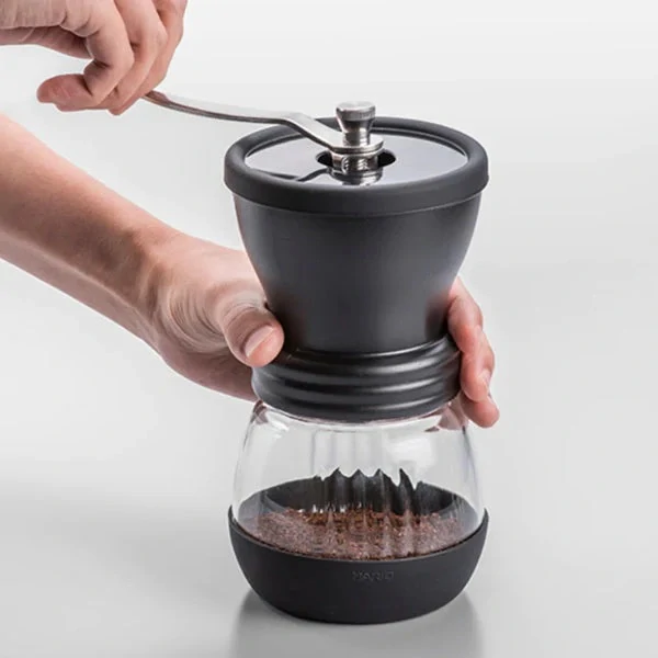 Hario mlýnek na kávu Skerton Plus