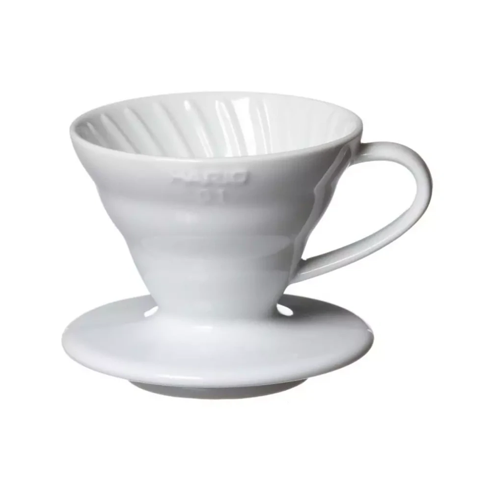 Hario keramický dripper na kávu V60-01 bílý